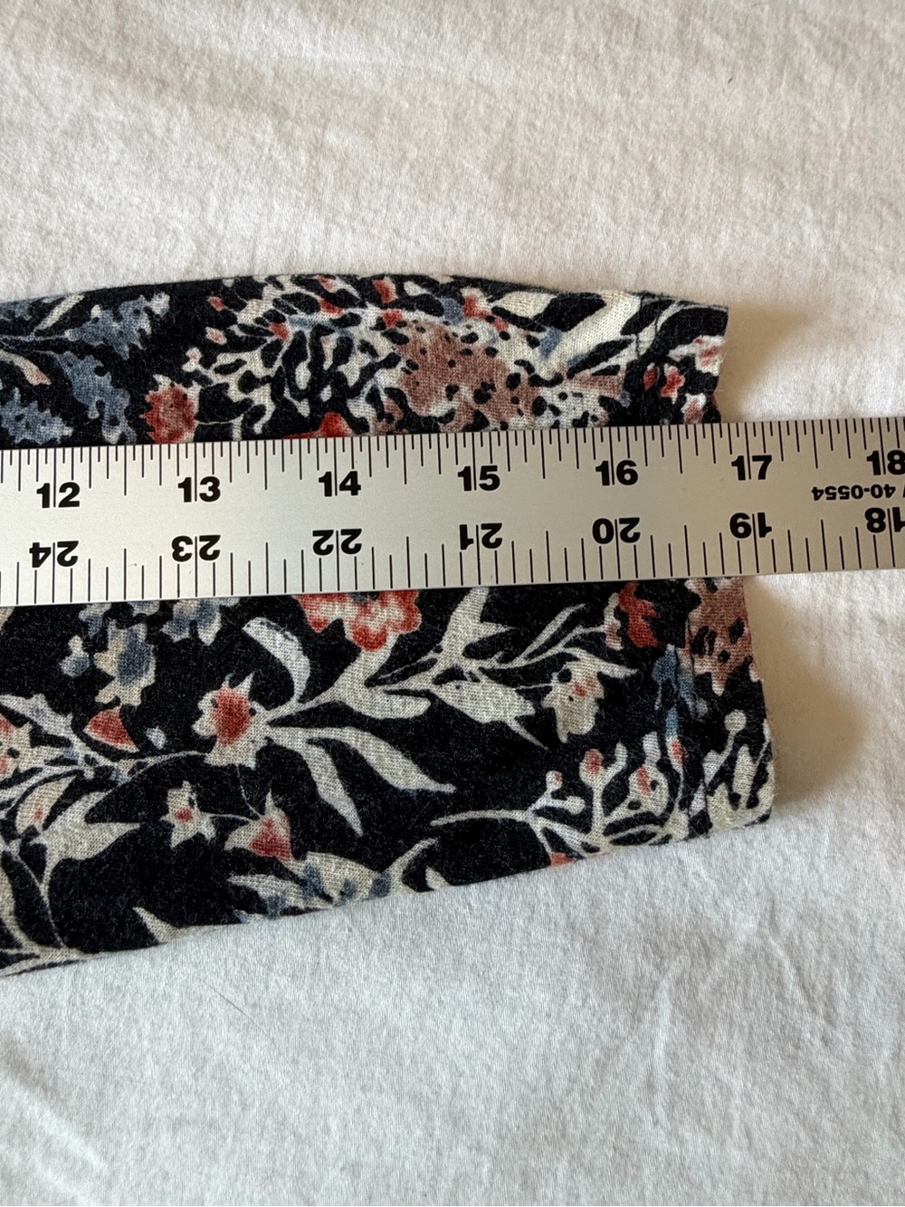 Lucky Brand Floral Peasant Shirt V Neck with Pleating Boho Wedtern Size Large - Picture 14 of 15